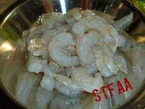 Shrimp de-veined and peeled